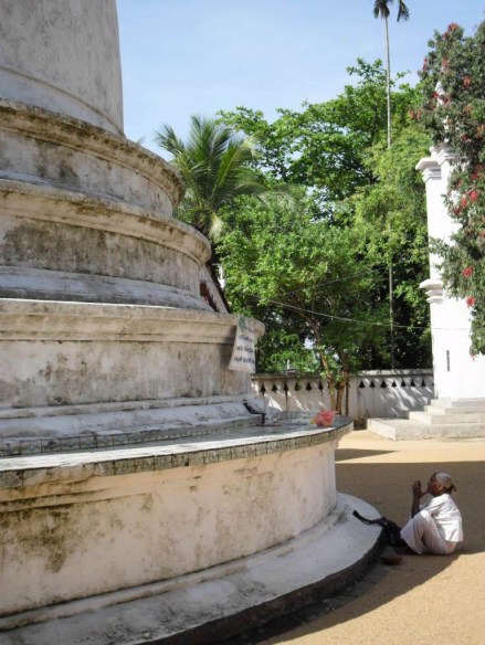 kelaniya raja amha vihara buddhist temple sri lanka